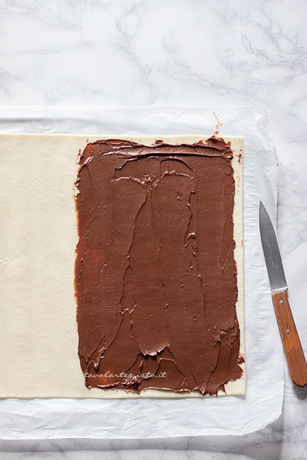 farcire la sfoglia con la nutella