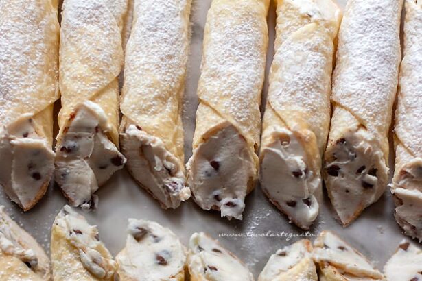 Cannoli di pasta sfoglia ricetta