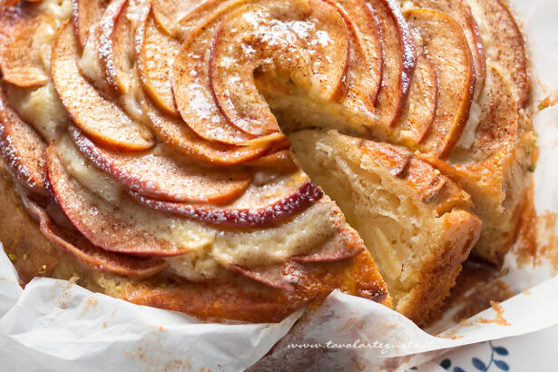 torta di mele e yogurt - ricetta torta mele e yogurt