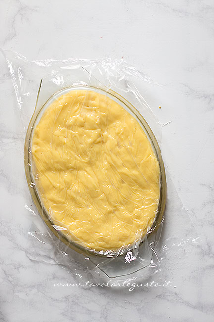crema agli agrumi per crostata alle mandorle e fragole