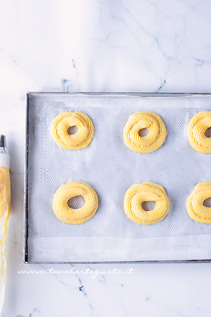 formazione delle zeppole senza glutine
