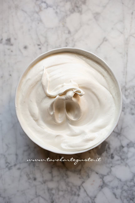 albumi montati per cheesecake giapponese