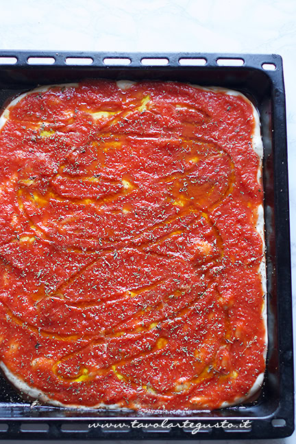 come fare la pizza rossa