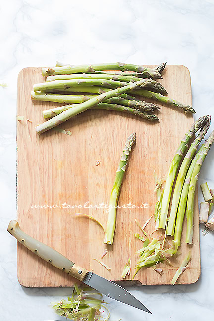 come pulire gli asparagi 2