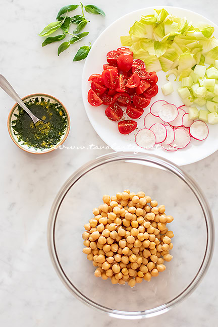 come fare l'insalata di ceci