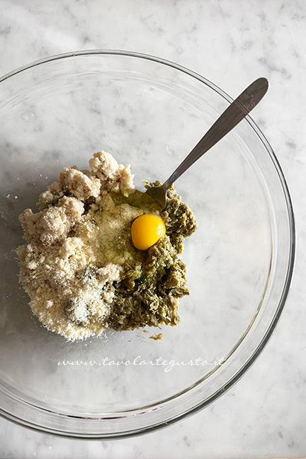 impasto delle polpette di carciofi
