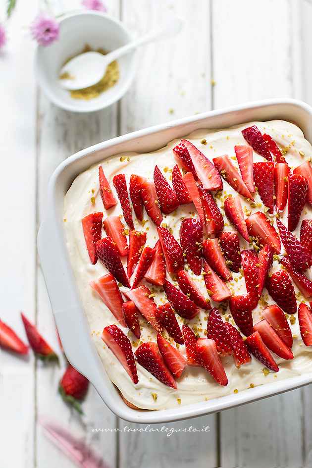 Tiramisù alle fragole ricetta