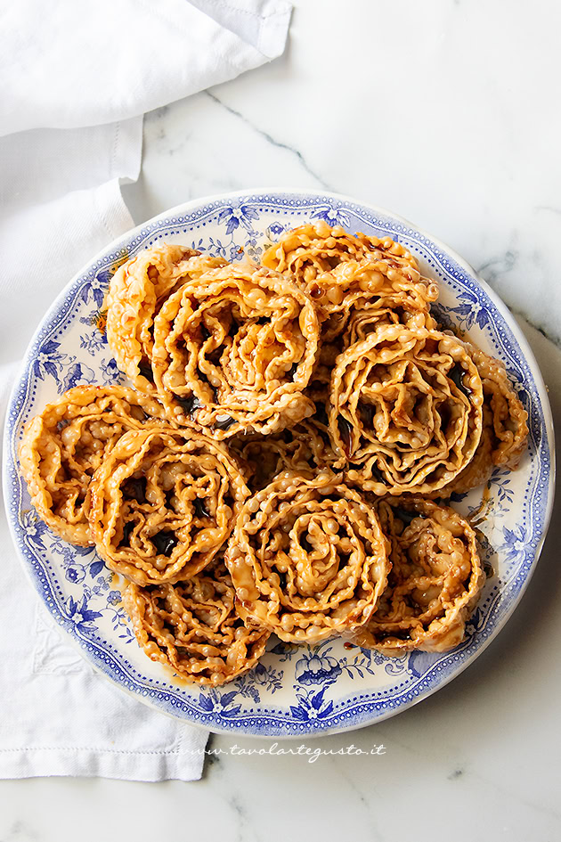cartellate pugliesi