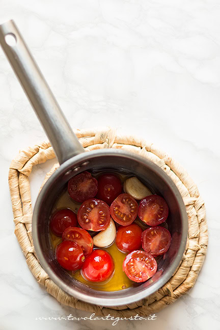 soffritto per zuppa di lenticchie