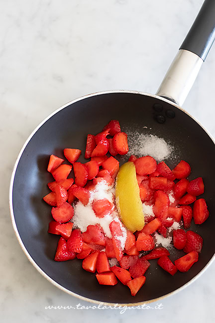 preparare la composta di fragole