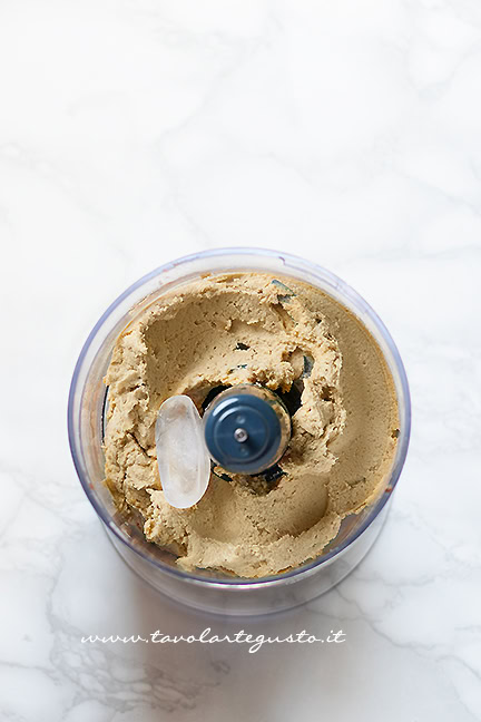 trucchi per un hummus di ceci cremoso e liscio